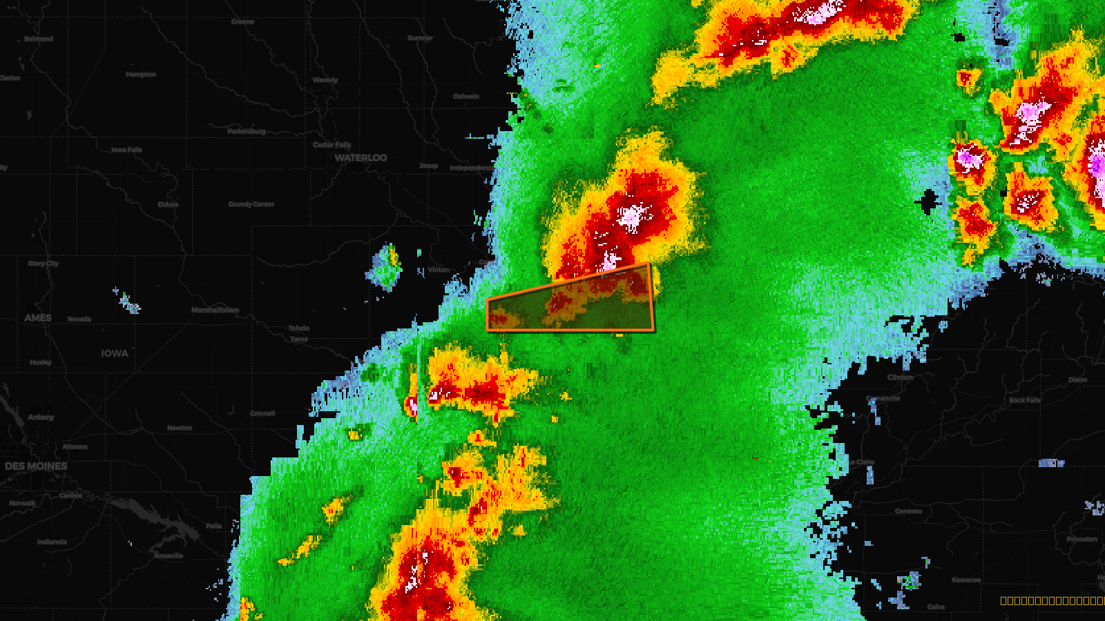 Tornado Warning — Jones, IA; Linn, IA